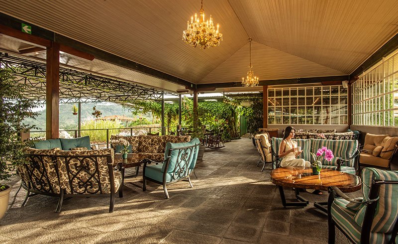 tour-volcan-irazu-termales-Orosi-5